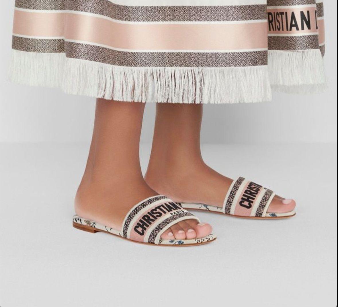 Designer Sandals & Slides for Women - TheGooBuy