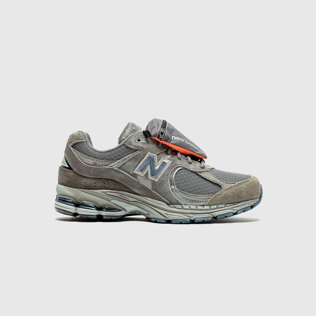 NEW BALANCE Men's ML2002RA Castlerock Sneakers - TheGooBuy