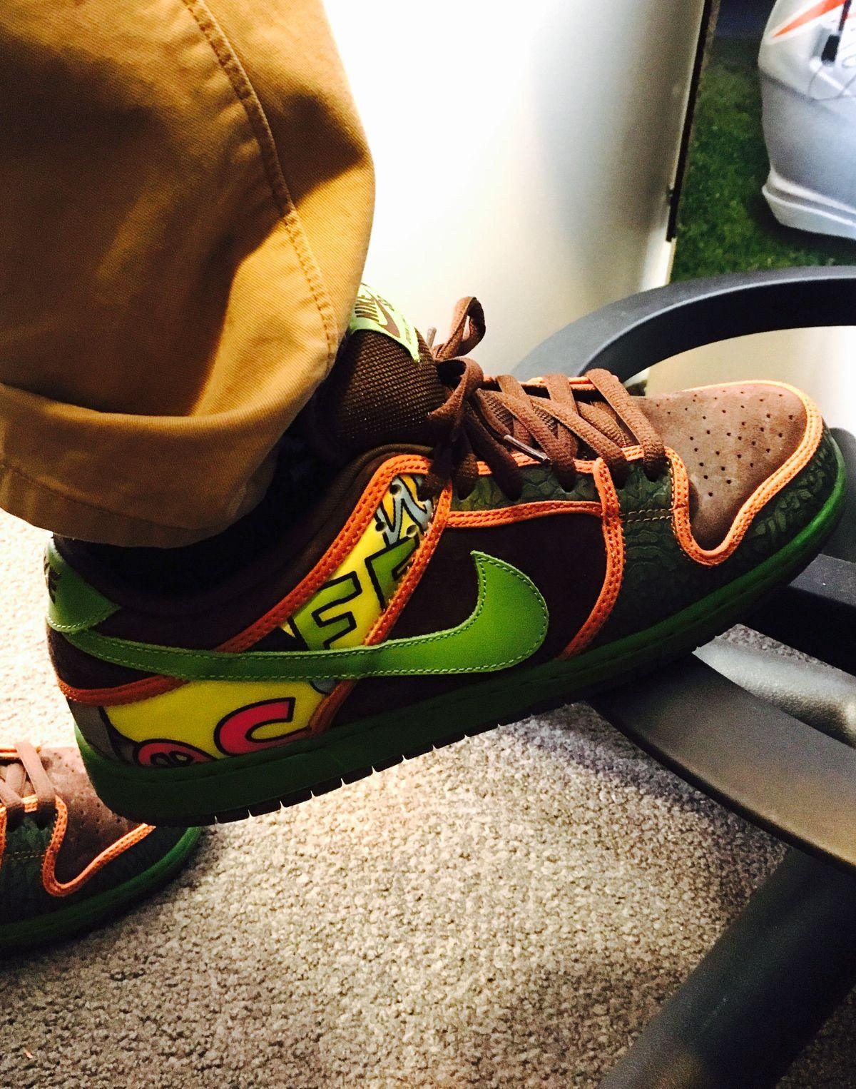 Nike SB Dunk Low De La Soul (2015) – TheGooBuy