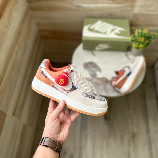 NIKE AIR FORCE 1 OUT SIDE [WHITE BROWN] 1202024