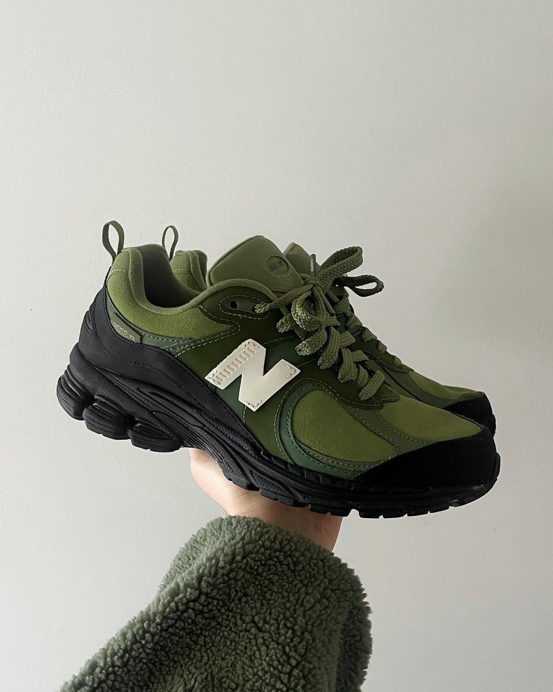 Moss Green Madness: New Balance 2002 The Basement"