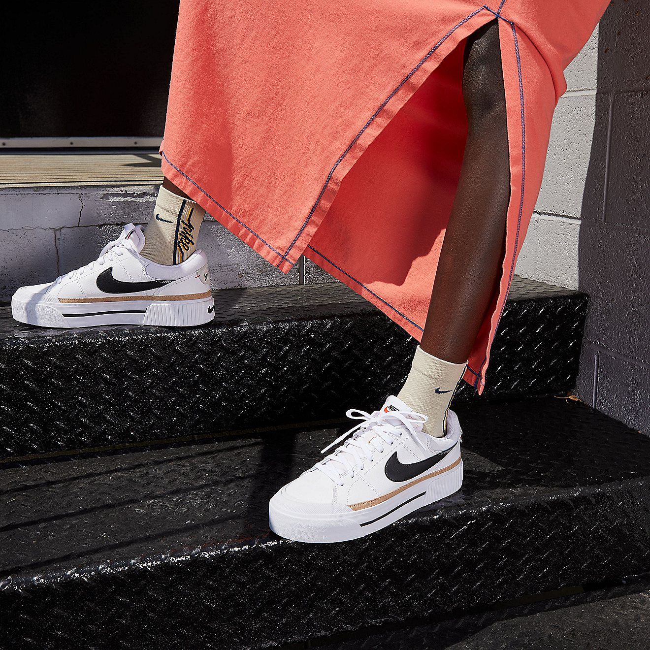 Nike Court Legacy Shoes: Classic Tennis Sneakers