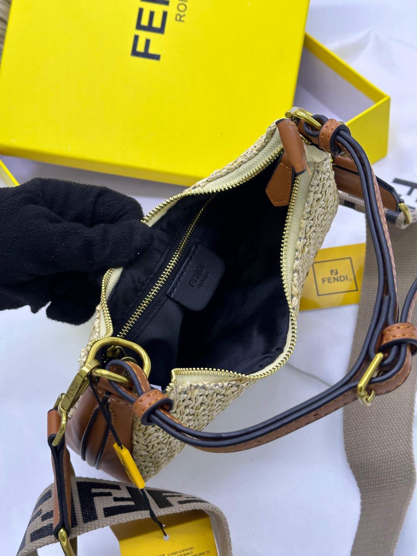 Fendi Latest Handbag - 12A Quality