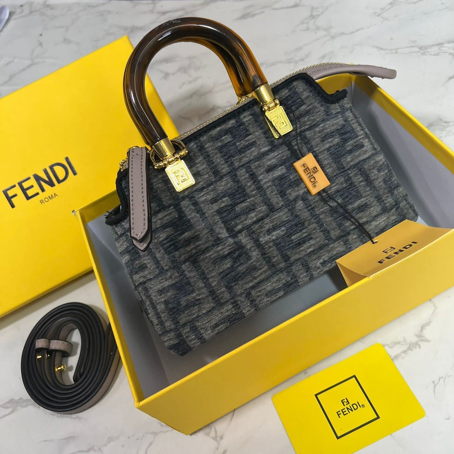 Simply Fendi Mini Black leather -bag