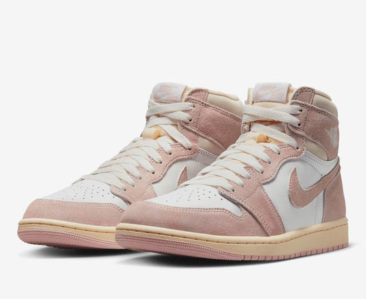 WMNS AIR JORDAN 1 RETRO HI OG 'ATMOSPHERE/WHITE-MUSLIN-SAIL'