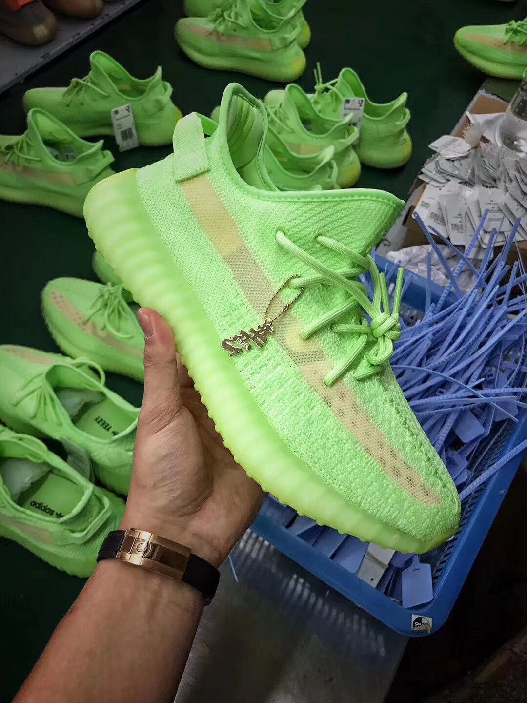 ADIDAS YEEZY BOOST 350 V2