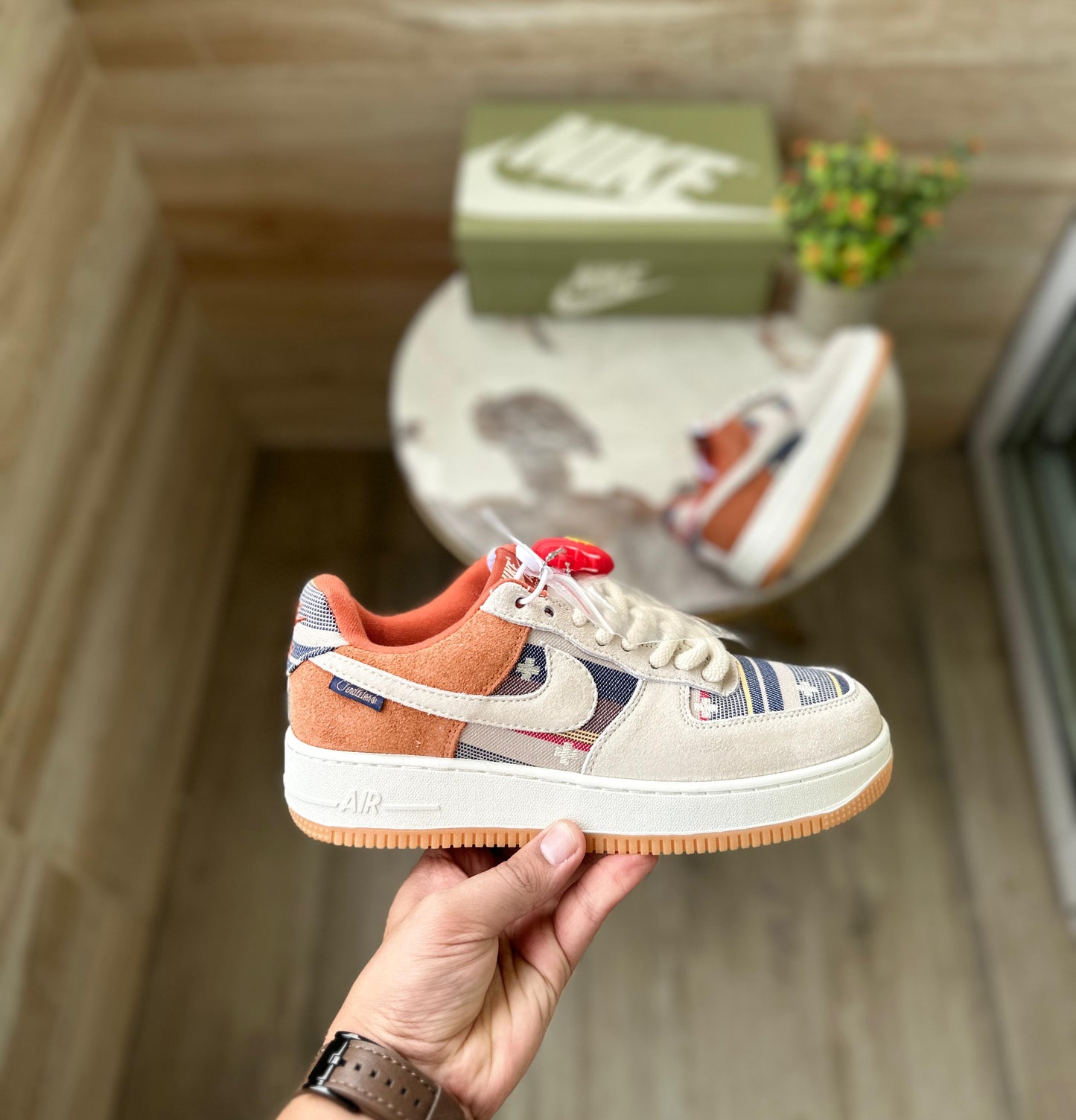 NIKE AIR FORCE 1 OUT SIDE [WHITE BROWN] 1202024