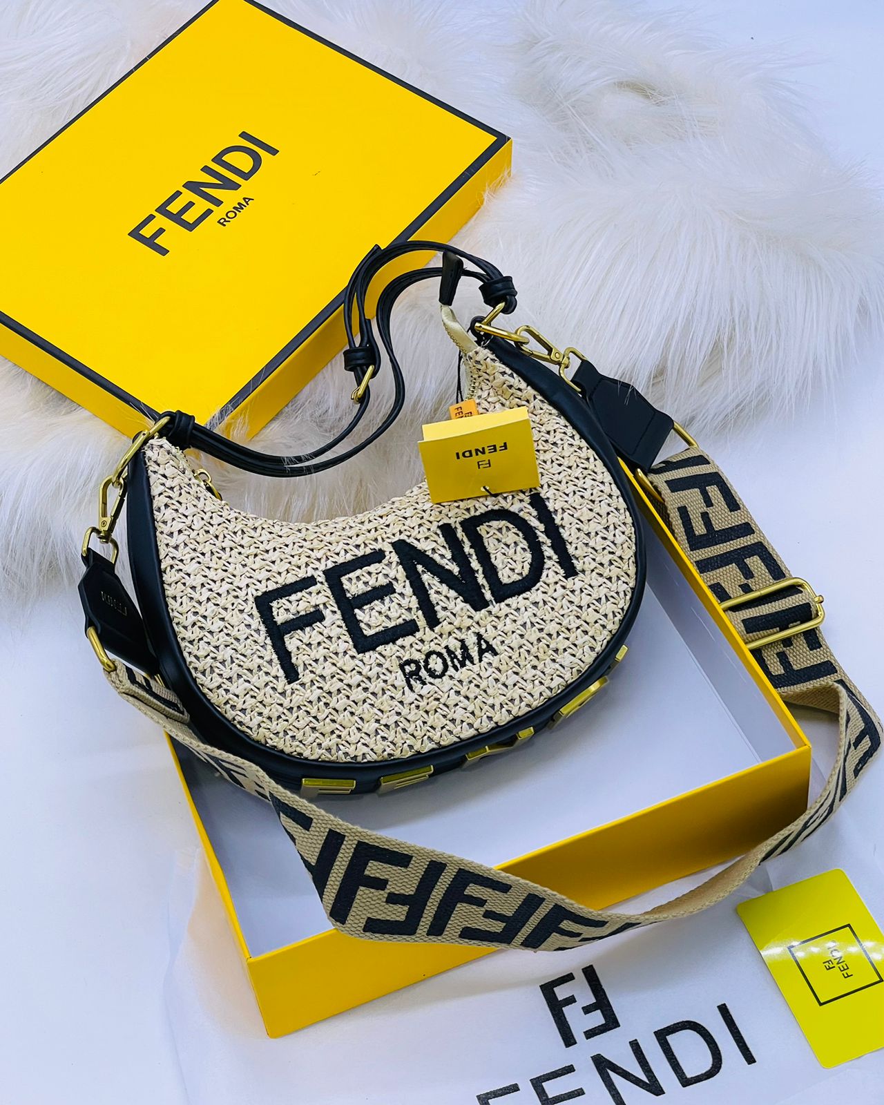 Fendi Latest Handbag - 12A Quality