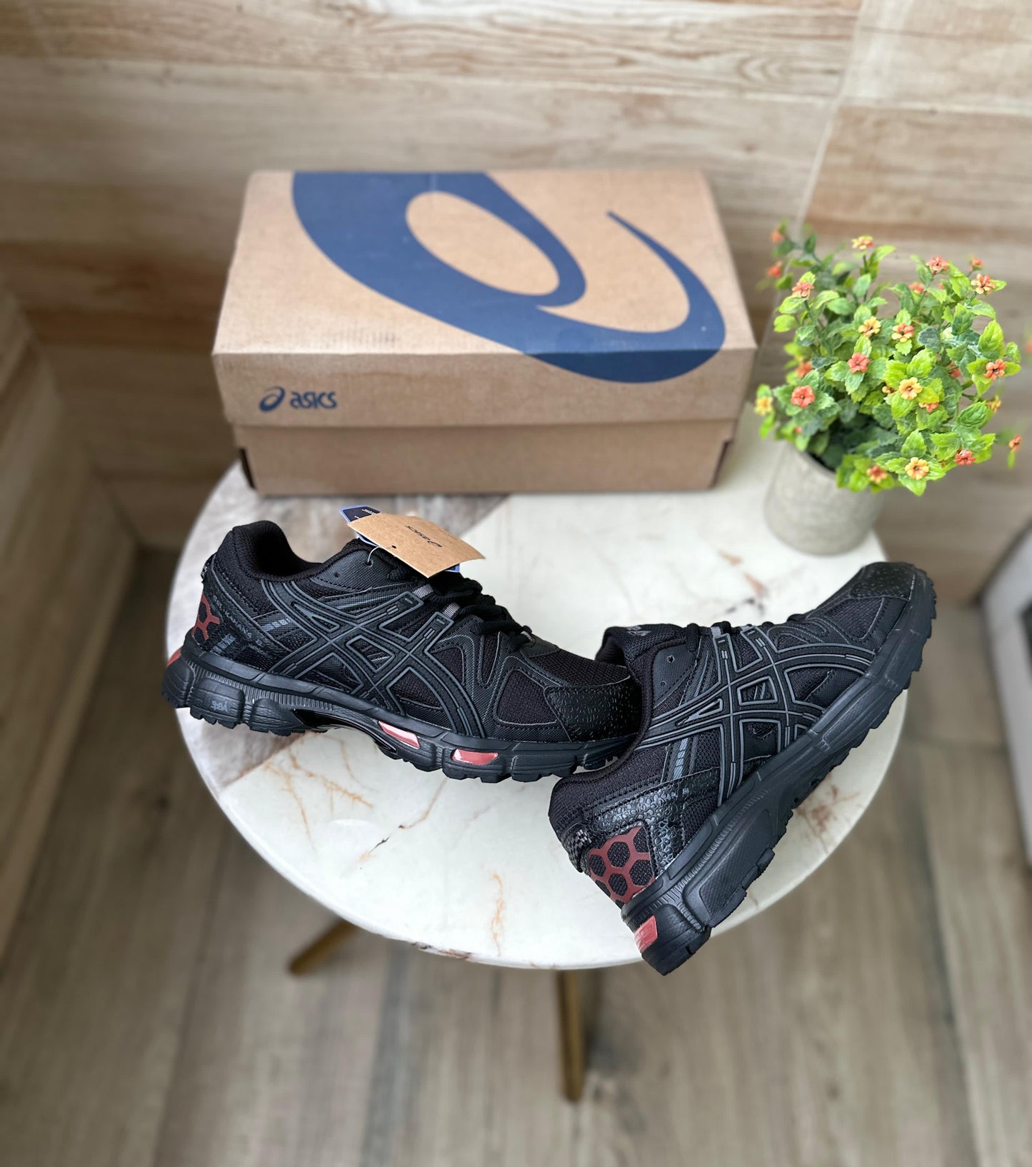 ASICS KAHANA GEL 8 - Triple Black Edition