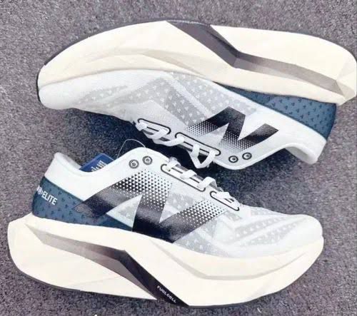 New Balance RC Elite V4