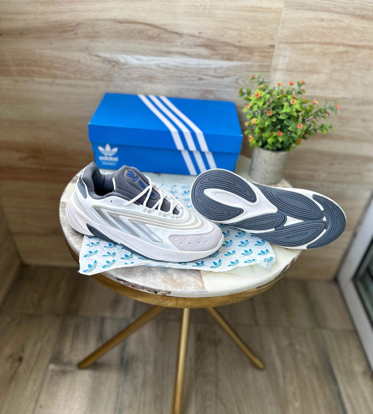 ADIDAS ORIGINALS OZELIA White silver