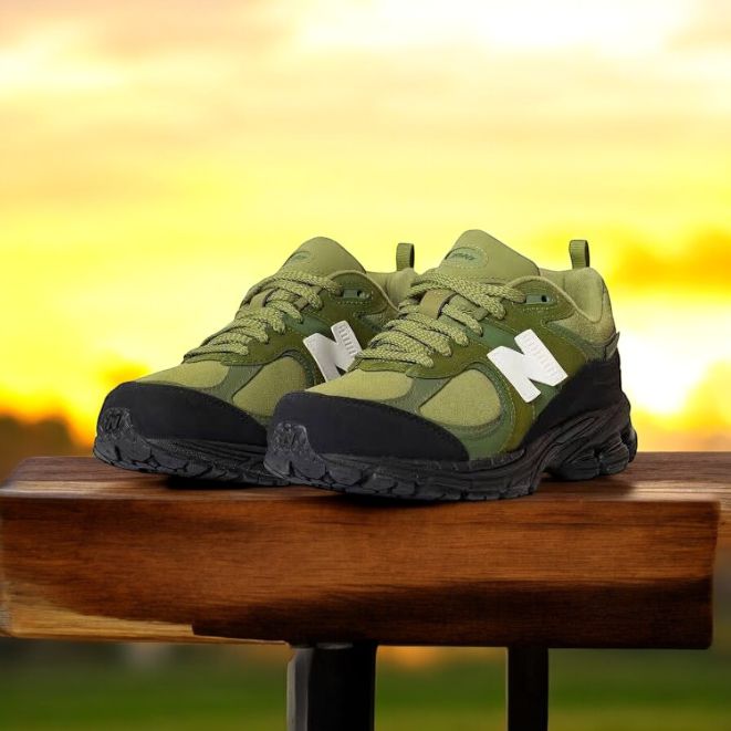 New Balance 2002 The Basement Moss Green