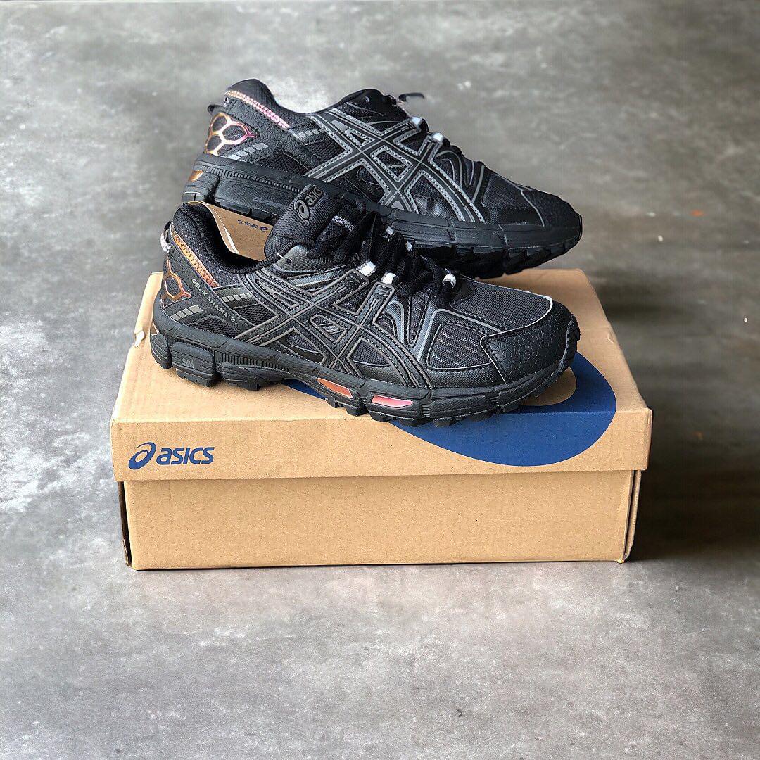 ASICS KAHANA GEL 8 - Triple Black Edition