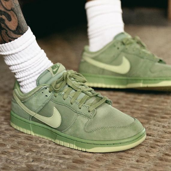 Nike Sb Dunk oil green oil aura