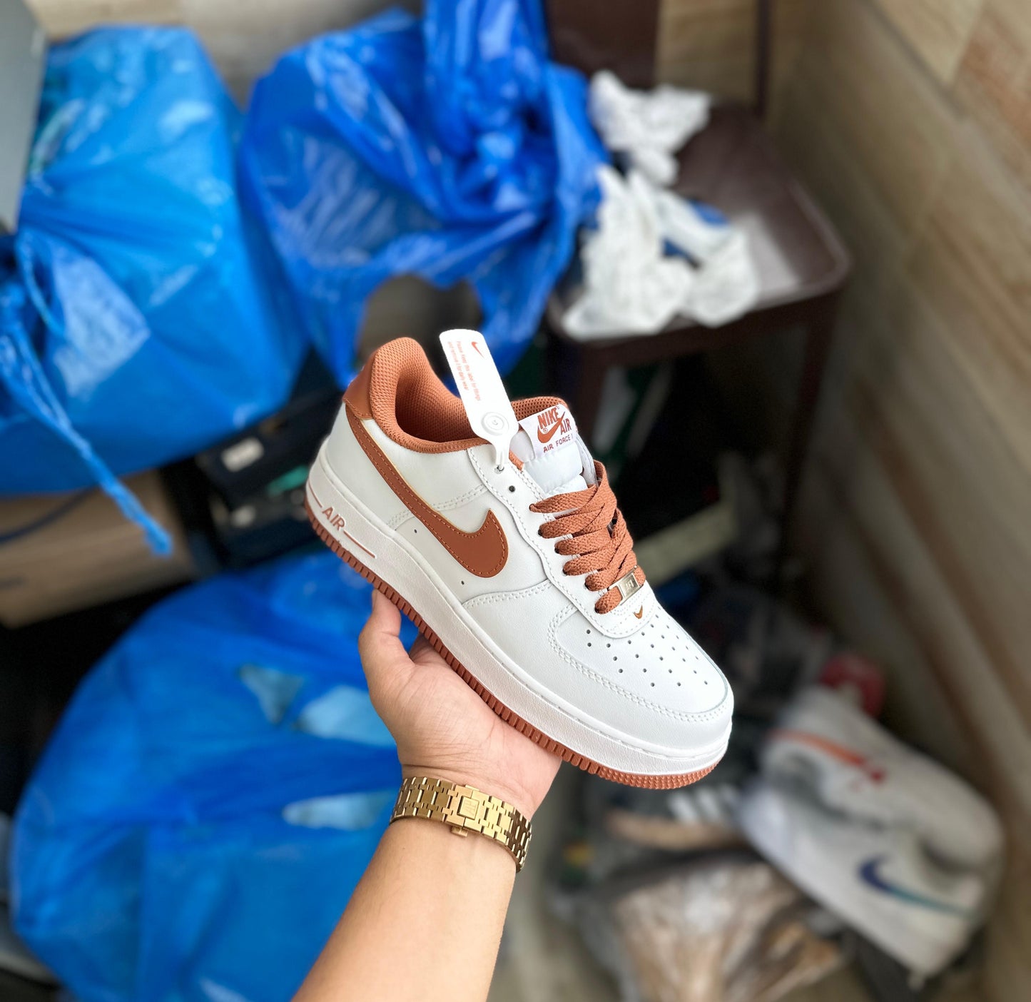 Unisex Nike Air Force One Pecan Sneakers –