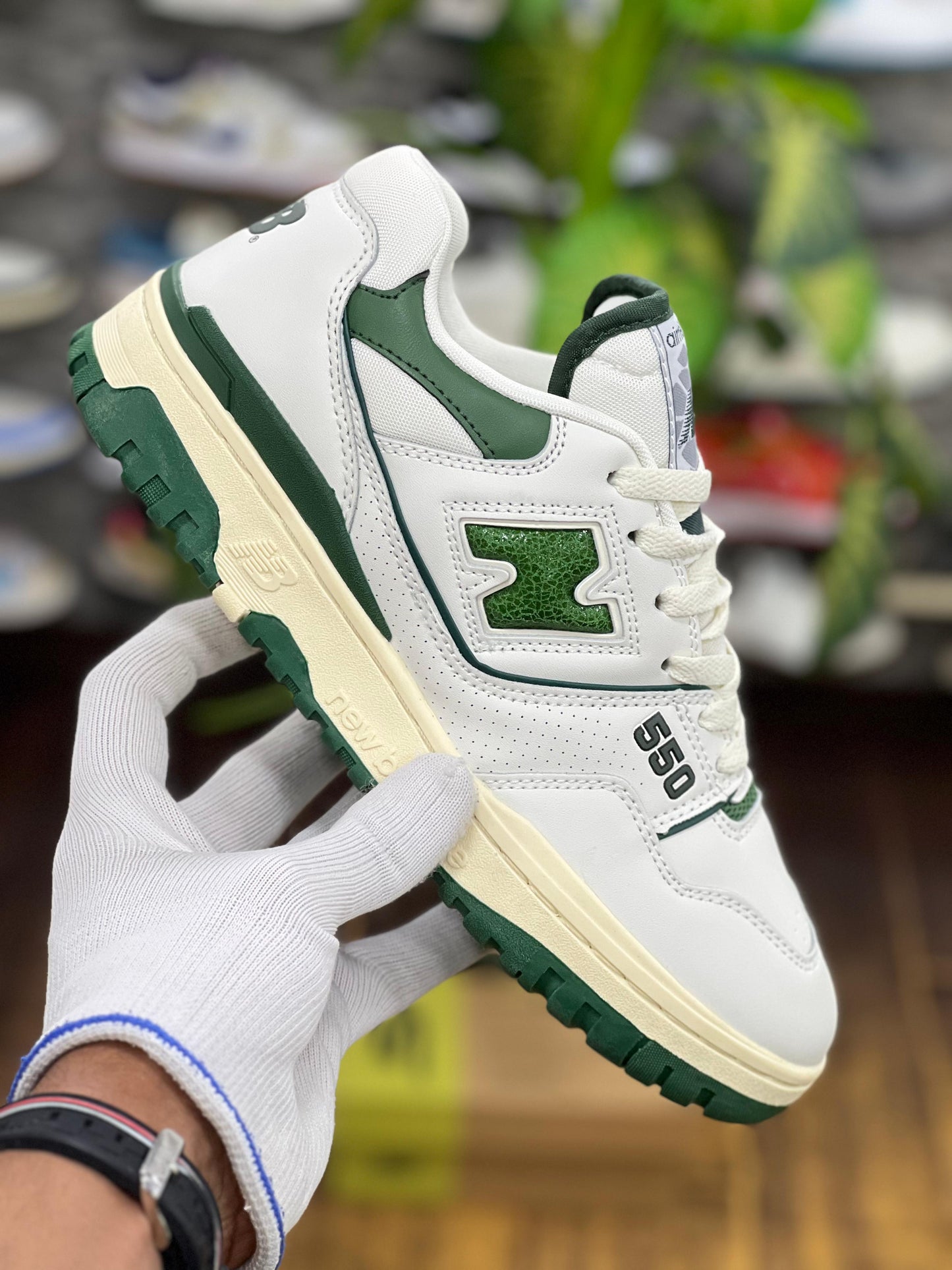 New Balance 550 Shoes