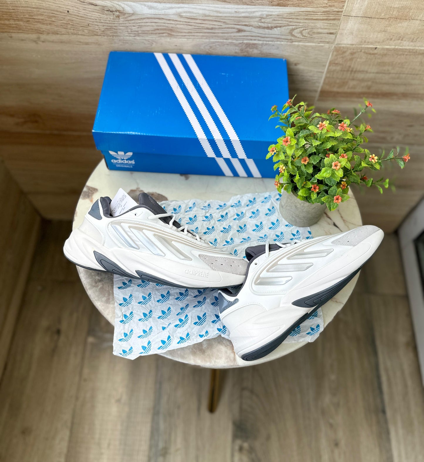 ADIDAS ORIGINALS OZELIA White silver