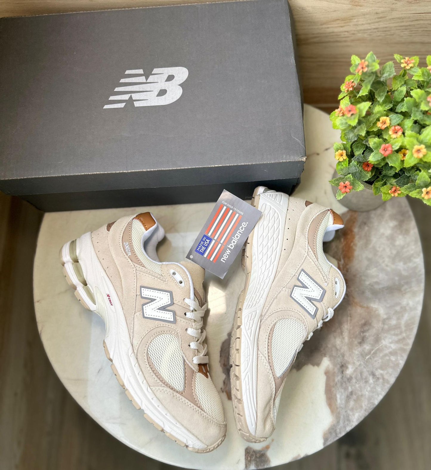 NEW BALANCE 2002r Spring