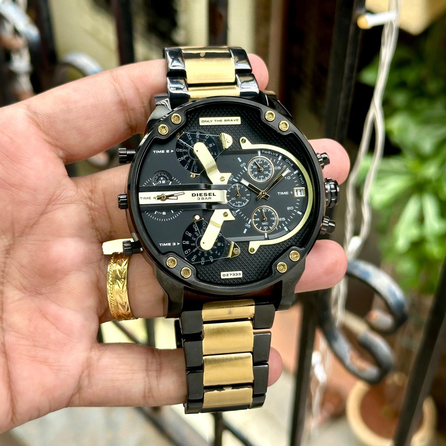 Diesel Mr. Daddy 2.0 Two-Tone Chronograph: Commanding Elegance