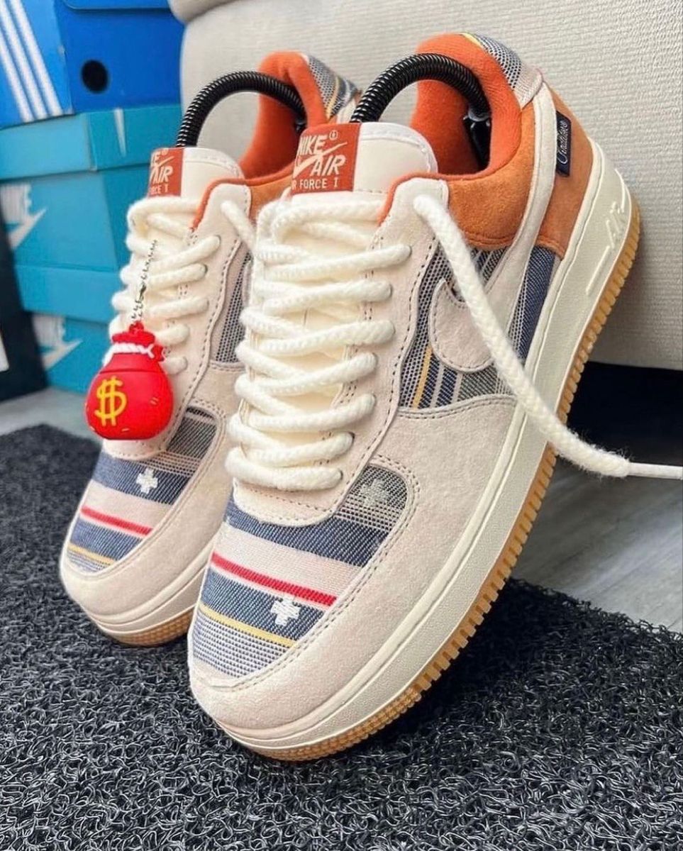 NIKE AIR FORCE 1 OUT SIDE [WHITE BROWN] 1202024